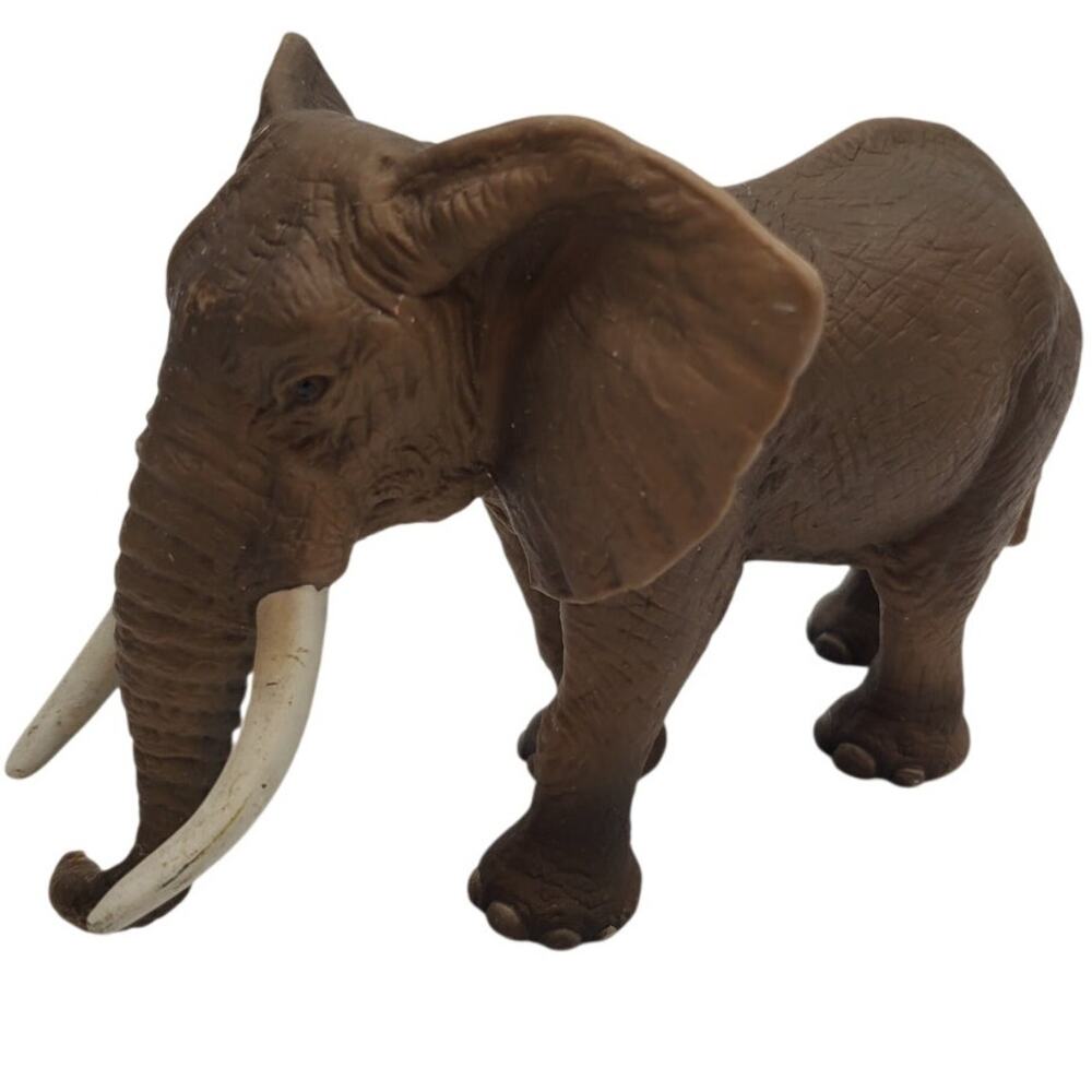 Schleich - Elephant with Tusk - D73527 -2007